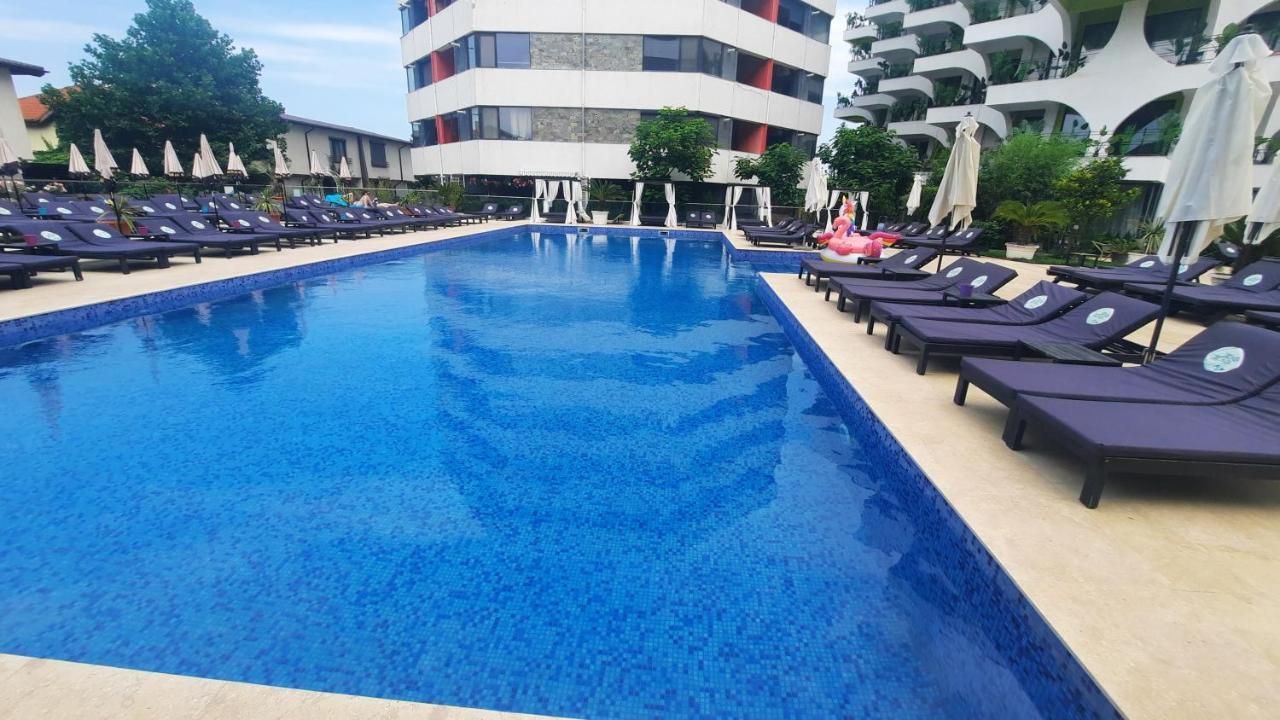 Ayan-Ayaz Luxury Lägenhet Năvodari Exteriör bild